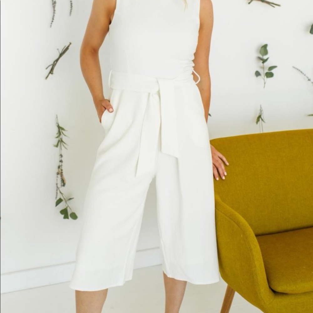 Bishop + Young Wide-Leg Cream Tie-Waist Jumpsuit Pants Size S
